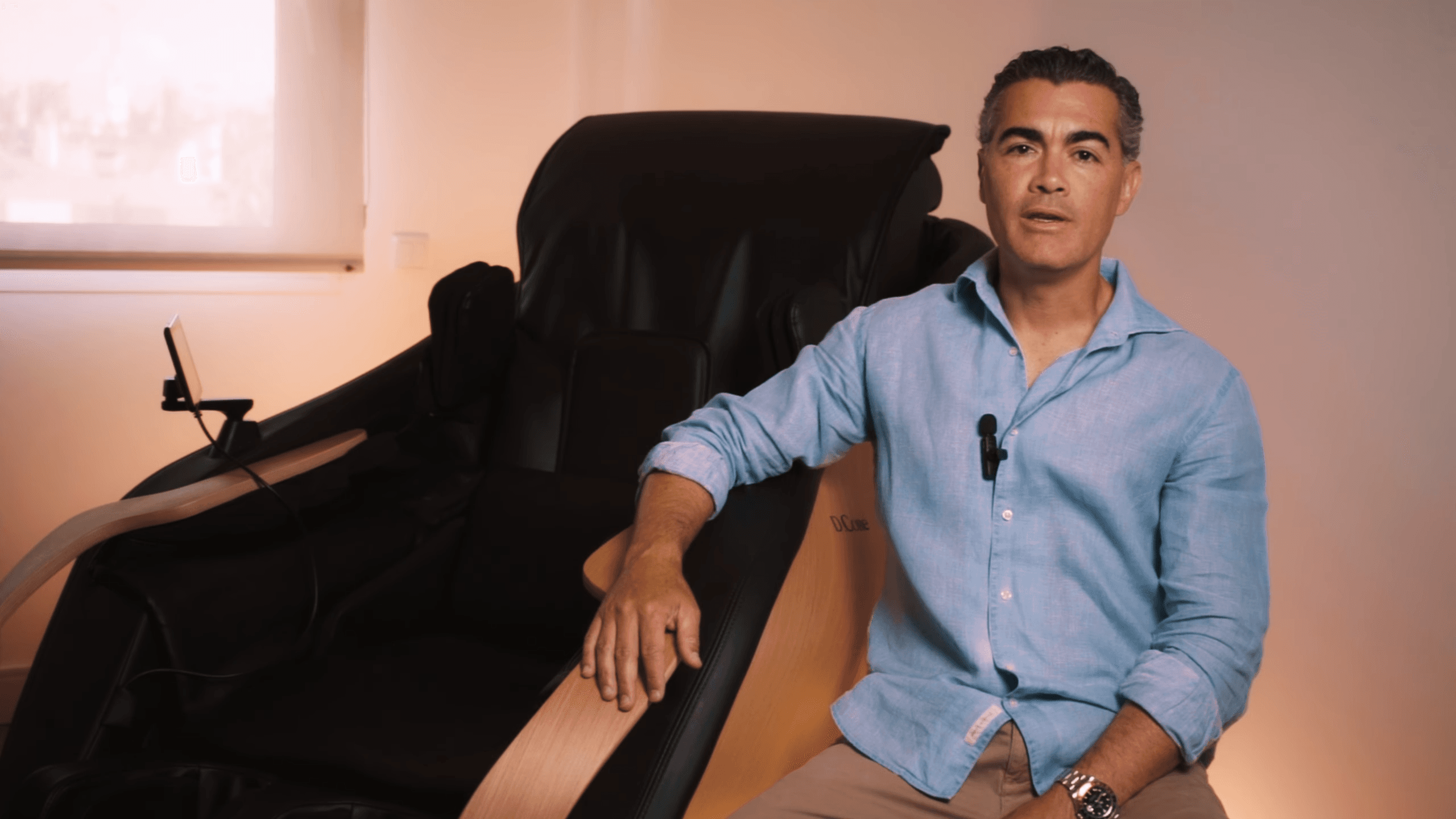 What does a doctor look for in a massage chair? | Dr. Javier Galindo & Komoder